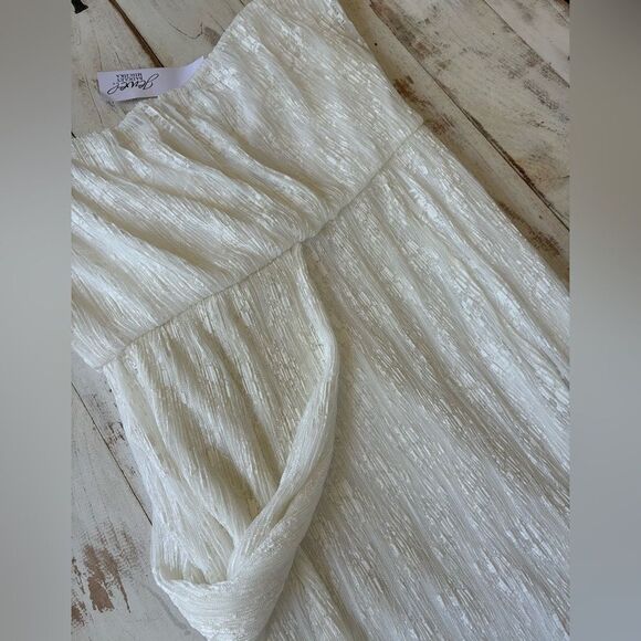 JEWEL Badgley Mischa dress One-Shoulder White lace Gown front slit Sz 10 NWT - Picture 16 of 16